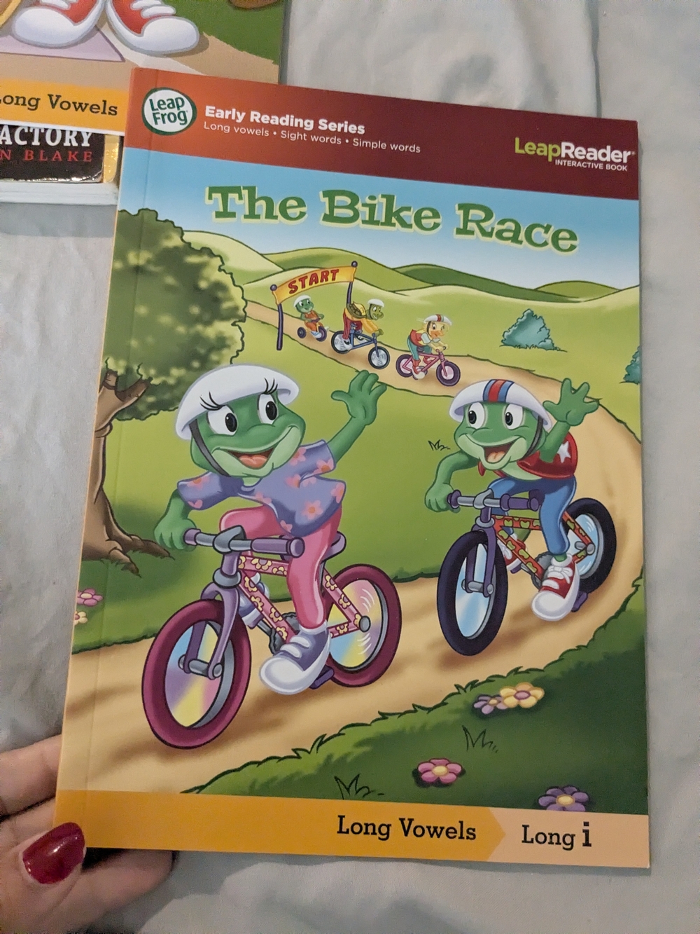 LeapReader The Bike Race Long Vowels Early Reading Book - Green